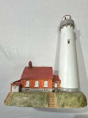 1999 Geo. Z. Lefton Tawas Point Lighthouse Figurine 12716